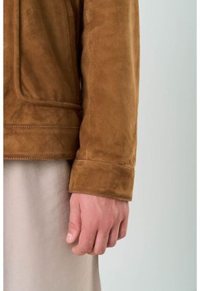 Chaqueta Aron En Gamuza Para Hombre Detalle Cuero Chaqueta Aron En Gamuza Para Hombre Detalle Cuero Cafe Claro M VÉLEZ