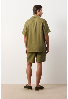 Camisa Manga Corta En Lino Para Hombre Málaga Camisa Manga Corta En Lino Para Hombre Málaga Verde Oliva XXL VÉLEZ