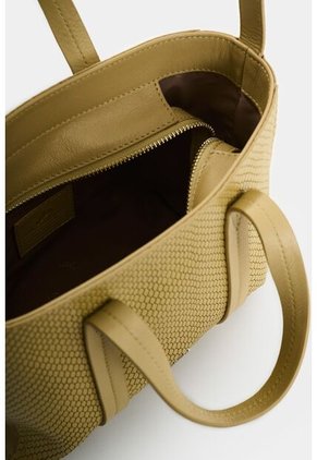 Bowling Nectaria En Cuero Grabado Para Mujer Bowling Nectaria En Cuero Grabado Para Mujer Verde Oliva VÉLEZ