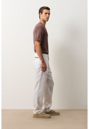 Pantalón Para Hombre Alma Pantalón Para Hombre Alma Blanco 38 VÉLEZ