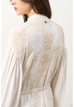 Vestido Bordado Cuello Nerú Para Mujer Efos Vestido Bordado Cuello Nerú Para Mujer Efos Crema 10 VÉLEZ