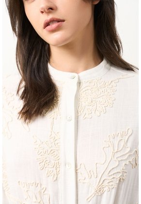 Vestido Bordado Cuello Nerú Para Mujer Efos Vestido Bordado Cuello Nerú Para Mujer Efos Crema 10 VÉLEZ