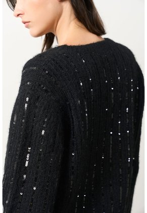 Cardigan Tejido Para Mujer Aurelia Cardigan Tejido Para Mujer Aurelia Negro M VÉLEZ