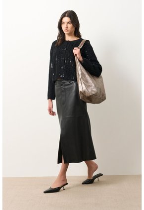 Cardigan Tejido Para Mujer Aurelia Cardigan Tejido Para Mujer Aurelia Negro M VÉLEZ