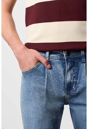 Jean Regular Fit Para Hombre Nativa Jean Regular Fit Para Hombre Nativa Azul 34 VÉLEZ