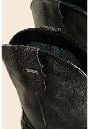 Botines Dino De Cuero Con Efecto Artesanal Para Mujer Western Botines Dino De Cuero Con Efecto Artesanal Para Mujer Western Negro 38 Vélez