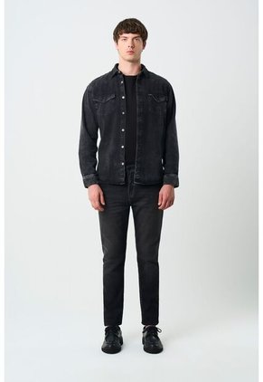 Jean Vireo Semi Fitted Para Hombre Detalles Cuero Jean Vireo Semi Fitted Para Hombre Detalles Cuero Negro 38 VÉLEZ