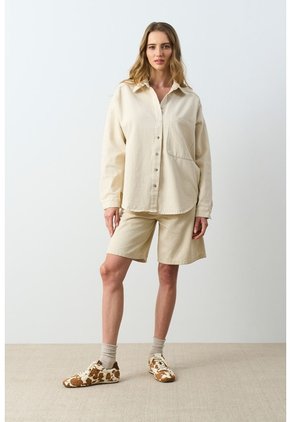 Camisa Acrux Para Mujer Oversized Camisa Acrux Para Mujer Oversized Arena XS VÉLEZ
