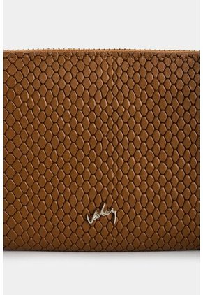 Porta Chequera De Cuero Grabado Para Mujer Tulia Porta Chequera De Cuero Grabado Para Mujer Tulia Miel VÉLEZ