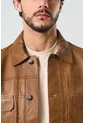 Chaqueta Trucker Paraná De Cuero Para Hombre Corte Clásico Chaqueta Trucker Paraná De Cuero Para Hombre Corte Clásico Miel XL VÉLEZ de Vélez