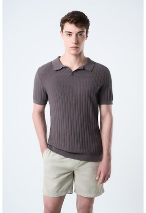 Bermuda Marfil En Lino Para Hombre Silueta Amplia Bermuda Marfil En Lino Para Hombre Silueta Amplia Arena 38 VÉLEZ