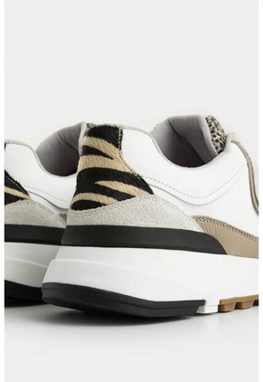 Tenis Iris De Cuero Para Mujer Mini Print Tenis Iris De Cuero Para Mujer Mini Print Blanco 35 VÉLEZ