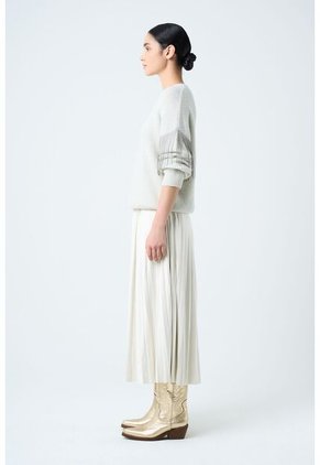 Sweater Draco Tejido Para Mujer Detalle Flecos Y Millaré Sweater Draco Tejido Para Mujer Detalle Flecos Y Millaré Crema S VÉLEZ