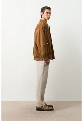Chaqueta Bomber En Cuero Para Hombre Bruma Chaqueta Bomber En Cuero Para Hombre Bruma Miel L VÉLEZ