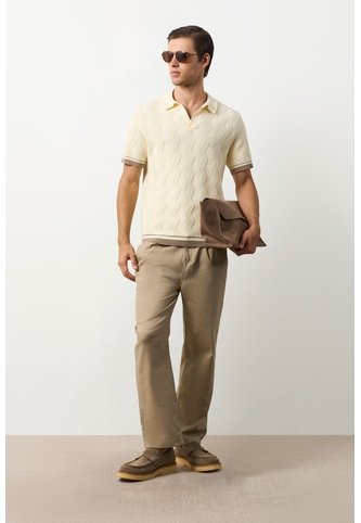 Polo Manga Corta Tejida Para Hombre Aura Polo Manga Corta Tejida Para Hombre Aura Crema XXL VÉLEZ Vélez
