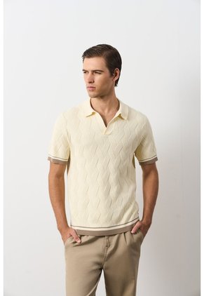 Polo Manga Corta Tejida Para Hombre Aura Polo Manga Corta Tejida Para Hombre Aura Crema XXL VÉLEZ