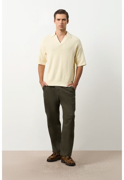 Polo Manga Corta En Tejido Con Textura Para Hombre Cayena Polo Manga Corta En Tejido Con Textura Para Hombre Cayena Crema M VÉLEZ