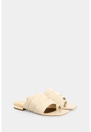 Sandalia Plana En Cuero Para Mujer Xinca Sandalia Plana En Cuero Para Mujer Xinca Crema 34 VÉLEZ