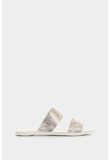 Sandalia Plana Iris De Cuero Para Mujer Grabada Sandalia Plana Iris De Cuero Para Mujer Grabada Plata 36 VÉLEZ