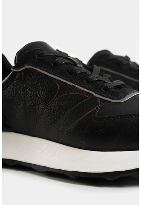 Tenis Australis De Cuero Y Carnaza Para Mujer Silueta Deportiva Tenis Australis De Cuero Y Carnaza Para Mujer Silueta Deportiva Negro 39 VÉLEZ