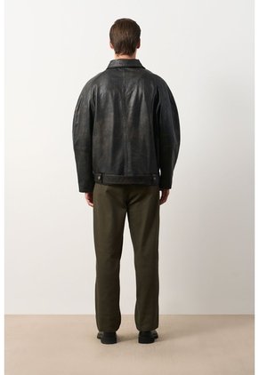 Chaqueta Bomber Oversized De Cuero Para Hombre Tierra Chaqueta Bomber Oversized De Cuero Para Hombre Tierra Cafe M VÉLEZ