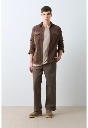 Sobrecamisa Alcor Manga Larga Para Hombre Semi Fitted Sobrecamisa Alcor Manga Larga Para Hombre Semi Fitted Cafe XL VÉLEZ