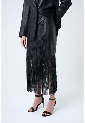 Falda Lyra De Cuero Para Mujer Silueta Wrap Falda Lyra De Cuero Para Mujer Silueta Wrap Negro 12 VÉLEZ