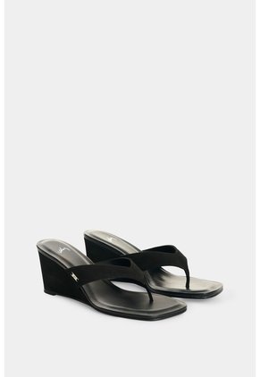 Sandalia Plataforma En Cuero Para Mujer Cienaga Sandalia Plataforma En Cuero Para Mujer Cienaga Negro 34 VÉLEZ