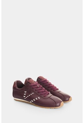 Tenis En Cuero Para Mujer Savanna Grain Stitch Tenis En Cuero Para Mujer Savanna Grain Stitch Vinotinto 35 VÉLEZ