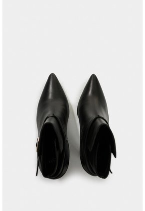 Botines Calix De Cuero Para Mujer Silueta Office Botines Calix De Cuero Para Mujer Silueta Office Negro 39 VÉLEZ