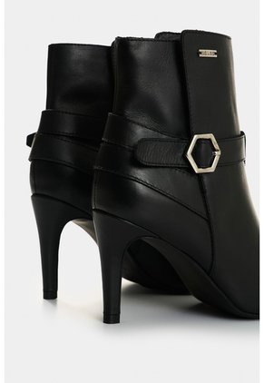 Botines Calix De Cuero Para Mujer Silueta Office Botines Calix De Cuero Para Mujer Silueta Office Negro 39 VÉLEZ