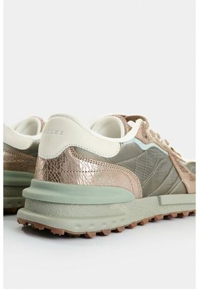 Tenis De Cuero Folia Para Mujer Spectra Tenis De Cuero Folia Para Mujer Spectra Plata 41 VÉLEZ