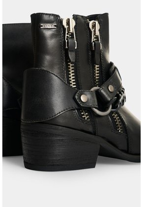 Botin En Cuero Con Acabado Desgastado Para Mujer Ocaso Botin En Cuero Con Acabado Desgastado Para Mujer Ocaso Negro 36 VÉLEZ