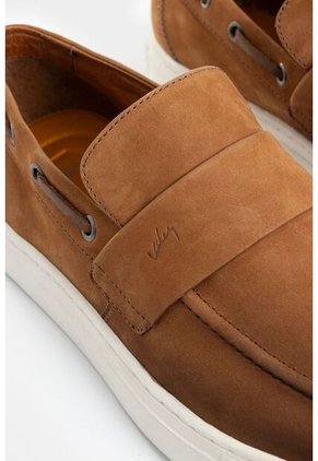 Mocasines Brescia De Cuero Gamuzado Para Hombre Efecto Envejecido Mocasines Brescia De Cuero Gamuzado Para Hombre Efecto Envejecido Miel 42 VÉLEZ