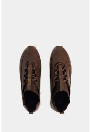 Tenis Neo 2 De Cuero Para Hombre Con Perforaciones Láser Tenis Neo 2 De Cuero Para Hombre Con Perforaciones Láser Cafe 38 VÉLEZ