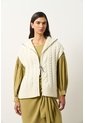 Chaleco Tejido Para Mujer Quimera Chaleco Tejido Para Mujer Quimera Crema XL VÉLEZ de Vélez