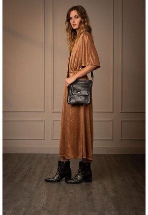 Manos Libres Mocasino De Cuero Para Mujer Multifuncional Manos Libres Mocasino De Cuero Para Mujer Multifuncional Negro VÉLEZ