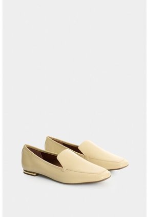 Mocasín En Cuero Para Mujer Ocaso Mocasín En Cuero Para Mujer Ocaso Arena 38 VÉLEZ