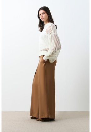 Sweater Tejido Taroa Para Mujer Semi Cropped Sweater Tejido Taroa Para Mujer Semi Cropped Crema S VÉLEZ