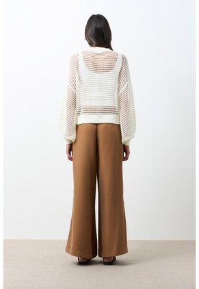 Sweater Tejido Taroa Para Mujer Semi Cropped Sweater Tejido Taroa Para Mujer Semi Cropped Crema S VÉLEZ