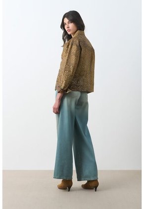 Chaqueta En Cuero Pelo Print Venado Para Mujer Chaqueta En Cuero Pelo Print Venado Para Mujer Miel S VÉLEZ