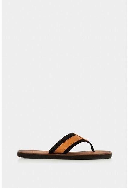 Sandalia Playera Alfil De Cuero Para Hombre Contrastes De Color Miel Sandalia Playera Alfil De Cuero Para Hombre Contrastes De Color Miel 44 Vélez