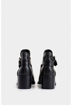 Botines Tacón Campina De Cuero Hebilla Negro Botines Tacón De Cuero Hebilla Negro 34 VÉLEZ