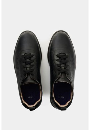 Zapato De Cordón En Cuero Envejecido Para Hombre Nacar 2.0 Zapato De Cordón En Cuero Envejecido Para Hombre Nacar 2.0 Negro 40 VÉLEZ