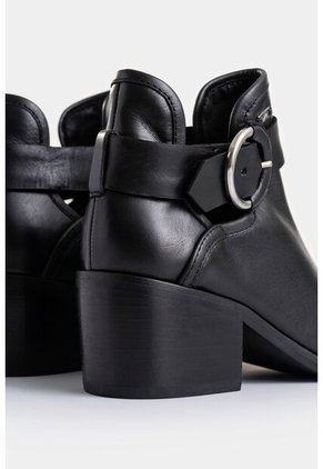 Botines Tacón Campina De Cuero Hebilla Negro Botines Tacón De Cuero Hebilla Negro 34 VÉLEZ