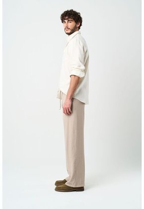 Pantalón Amplio Para Hombre Elon Pantalón Amplio Para Hombre Elon Arena 32 VÉLEZ