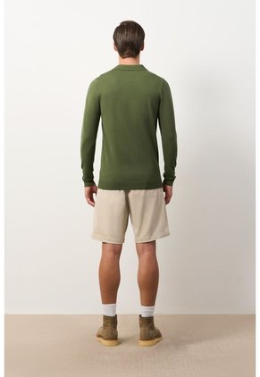 Polo Manga Larga Tejida Para Hombre Canneo Polo Manga Larga Tejida Para Hombre Canneo Verde Oliva M VÉLEZ