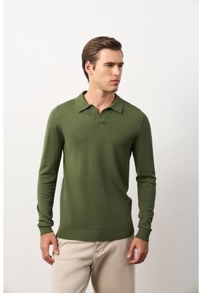 Polo Manga Larga Tejida Para Hombre Canneo Polo Manga Larga Tejida Para Hombre Canneo Verde Oliva M VÉLEZ