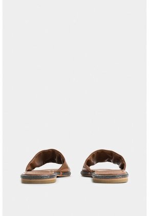 Sandalia Plana Caltha De Cuero Para Mujer Vira Millaré Sandalia Plana Caltha De Cuero Para Mujer Vira Millaré Miel 35 VÉLEZ