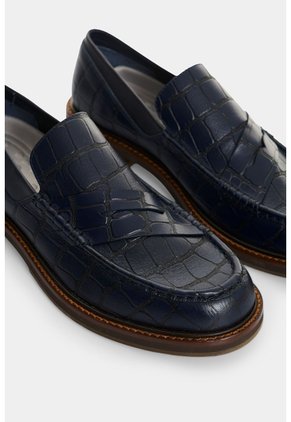 Mocasines En Cuero Croco Para Mujer Mocasines En Cuero Croco Para Mujer Azul Oscuro 38 VÉLEZ